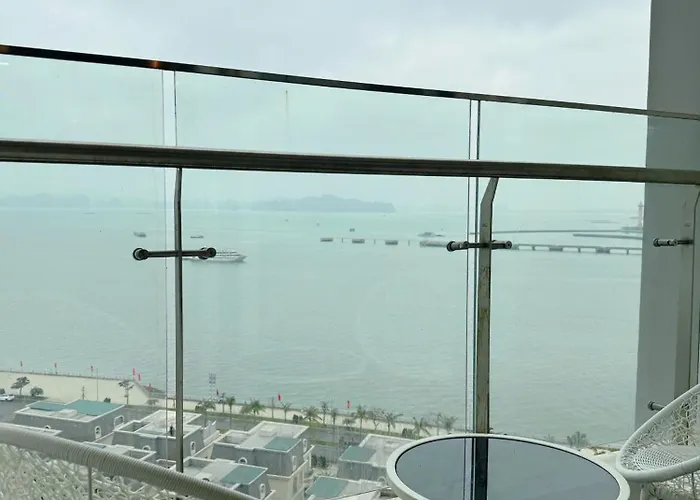The Sapphire - Kiệt Tác Bên Vịnh Di Sản *